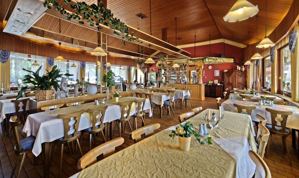 See-Campingpark Neubaeuer See Hotel Exterior photo